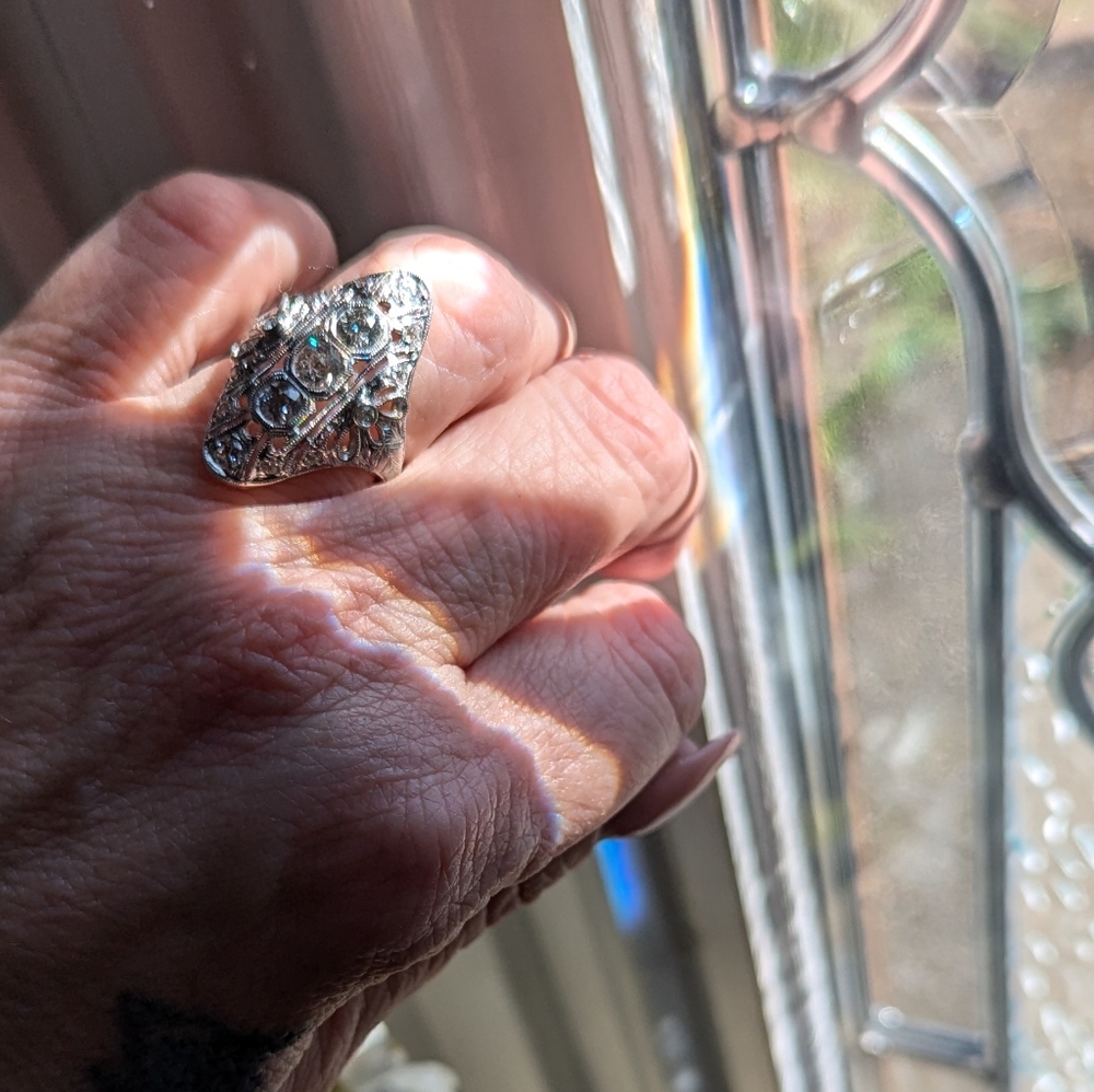Antique Platinum 1.48TW diamond ring size 5.5 ๐น๐น๐น๐น - Picture 9 of 15